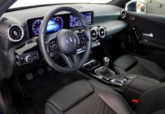 MERCEDES CLASSE A ESSENCE 2020 BLEU 50636 km