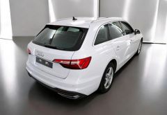 AUDI A4 AVANT DIESEL 2021 BLANC 81475 km