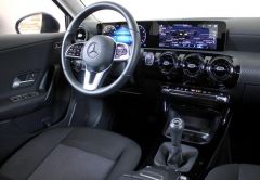 MERCEDES CLASSE A ESSENCE 2021 BLEU 54101 km