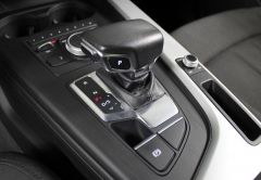AUDI A4 ESSENCE 2017 GRIS 81739 km