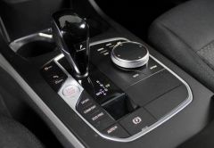 BMW SERIE 1 DIESEL 2023 GRIS MTAL 48257 km