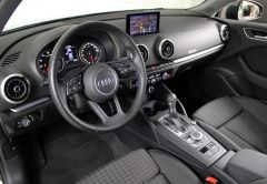 AUDI A3 ESSENCE 2019 GRIS MTAL 68550 km