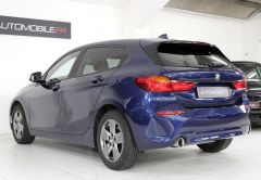 BMW SERIE 1 DIESEL 2020 BLEU 98047 km