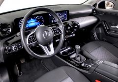 MERCEDES CLASSE A ESSENCE 2021 BLEU 87164 km