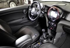 MINI MINI ESSENCE 2016 ROUGE 101638 km