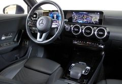 MERCEDES CLASSE A HYBRIDE 2020 BLEU 86221 km