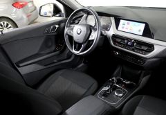 BMW SERIE 1 DIESEL 2020 BLEU 61921 km