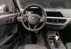 BMW SERIE 1 ESSENCE 2020 GRIS M�TAL 71748 km