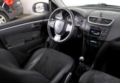 SUZUKI SWIFT ESSENCE 2017 BLANC 49621 km