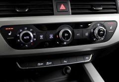 OCCASION AUDI A4 V (3) AVANT 2.0 30 TDI BUSINESS LINE CUIR NOIR