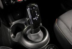 MINI MINI 5 PORTES ESSENCE 2022 NOIR 28959 km