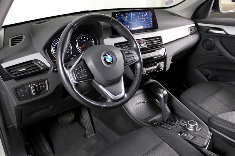 BMW X1 (F48) XDRIVE25EA 220CH BUSINESS DESIGN TOIT OUVRANT PANORAMIQUE - photo 4