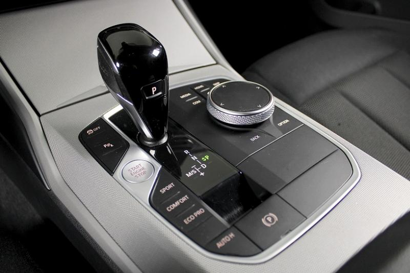 BMW SERIE 3 (G21) TOURING 318DA MHD BUSINESS DESIGN - photo 6