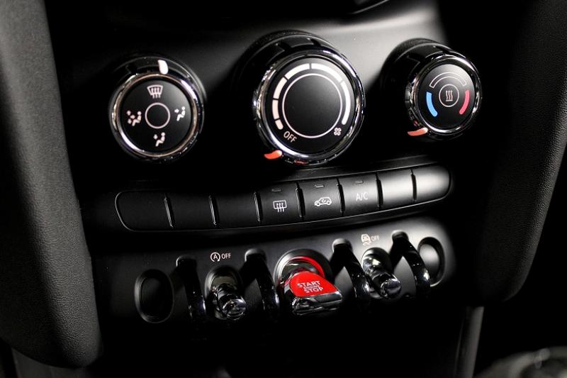 MINI MINI ONE 102CH  BUSINESS DESIGN - photo 11