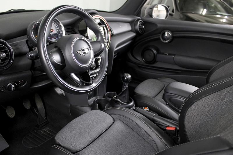 MINI CABRIO III COOPER 136 BV6 - photo 2