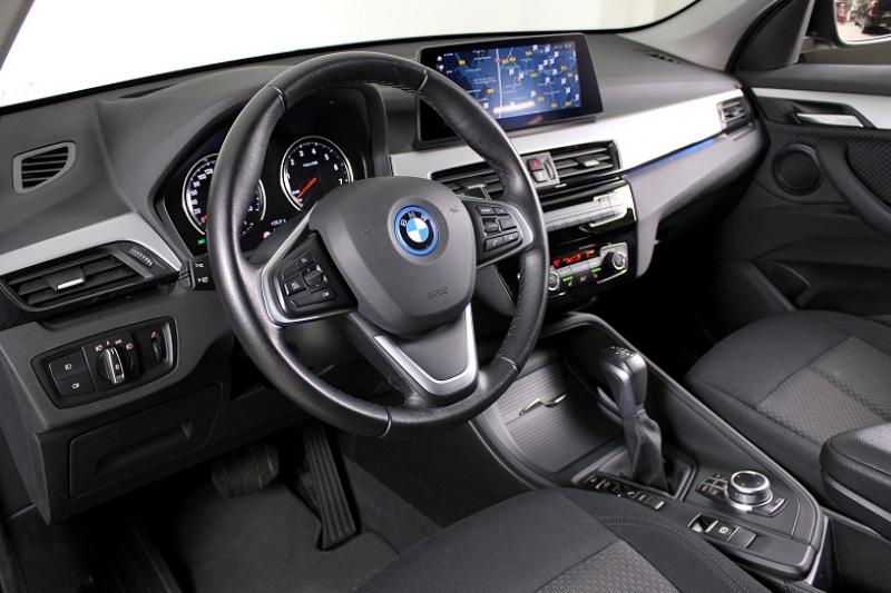 BMW X1 (F48) XDRIVE25EA 220CH BUSINESS DESIGN TOIT OUVRANT PANORAMIQUE - photo 4