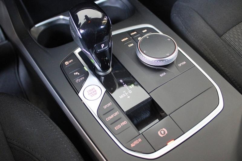 BMW SERIE 1 (F40) 116D 116 BUSINESS DESIGN DKG7 2022 - photo 4