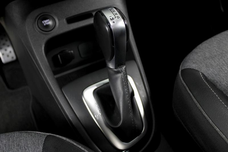 RENAULT CAPTUR (2) 1.3 TCE 150 ENERGY INTENS EDC - photo 3