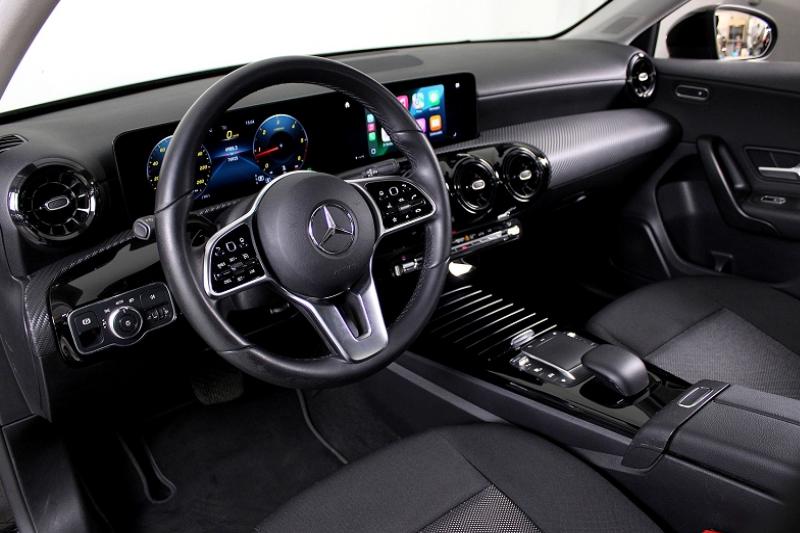 MERCEDES CLASSE A BERLINE IV 2.0L 180 D BUSINESS LINE 7G-DCT - photo 2