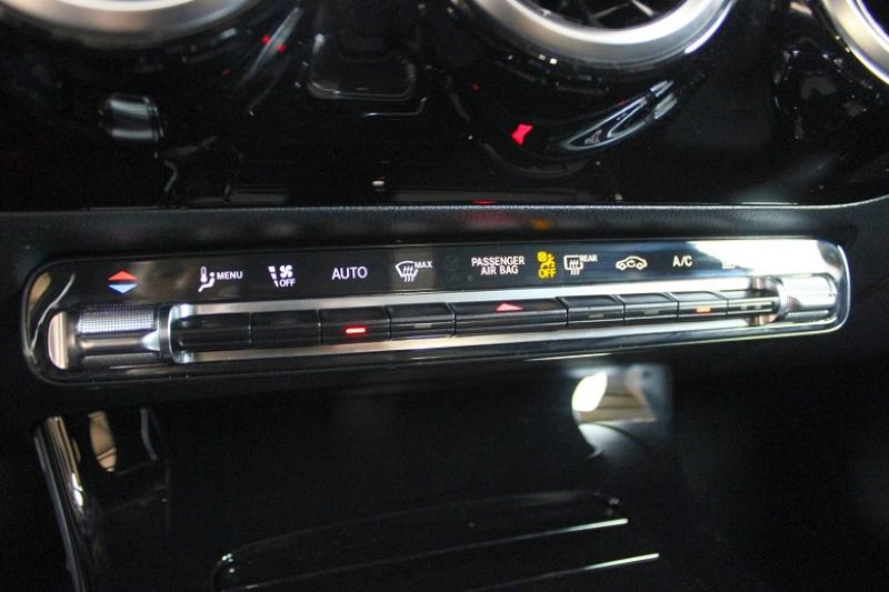 MERCEDES CLASSE A 250 E 160+102CH STYLE LINE 8G-DCT - photo 10
