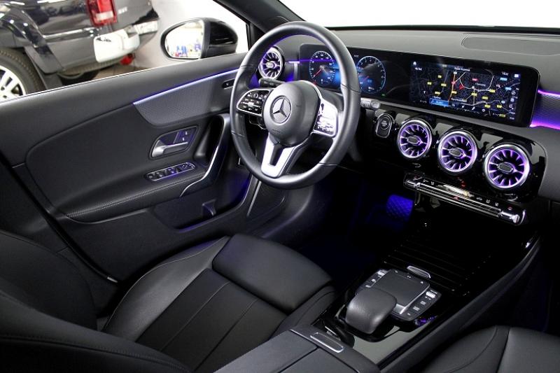 MERCEDES CLASSE A 250 E 160+102CH STYLE LINE 8G-DCT CUIR NOIR - photo 14