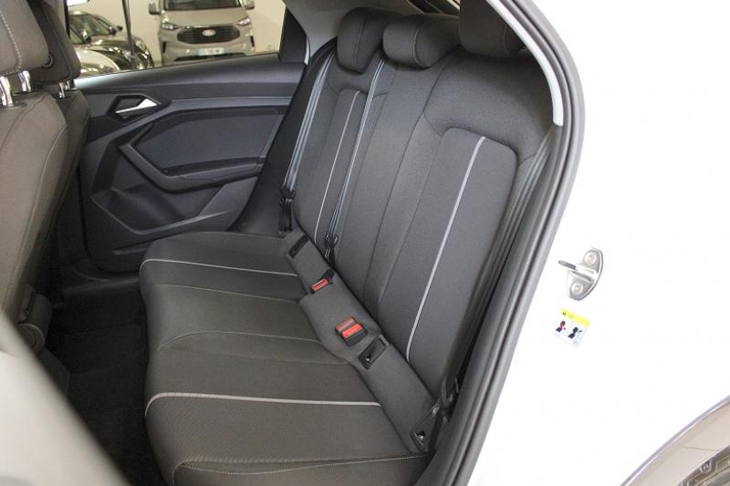 AUDI A1 CITYCARVER 25 TFSI 95CH DESIGN - photo 11