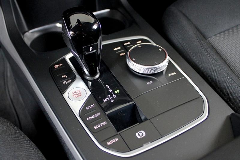 BMW SERIE 1 (F40) 116D 116 BUSINESS DESIGN DKG7 2022 - photo 4