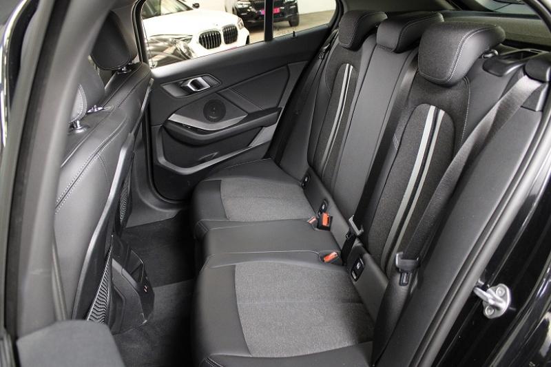 BMW SERIE 1 (F40) 116D 116CH BUSINESS DESIGN COCKPIT PRO SIEGES SPORT - photo 10