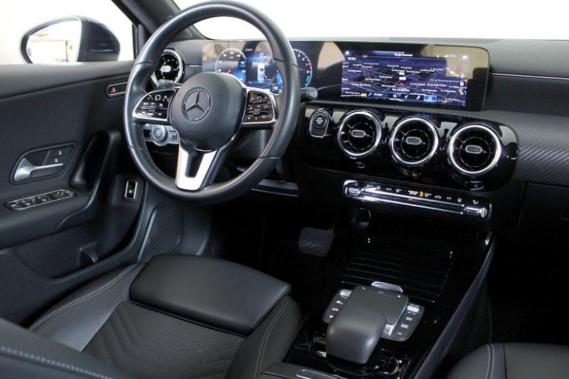 MERCEDES CLASSE A 250 E 160+102CH STYLE LINE 8G-DCT - photo 14
